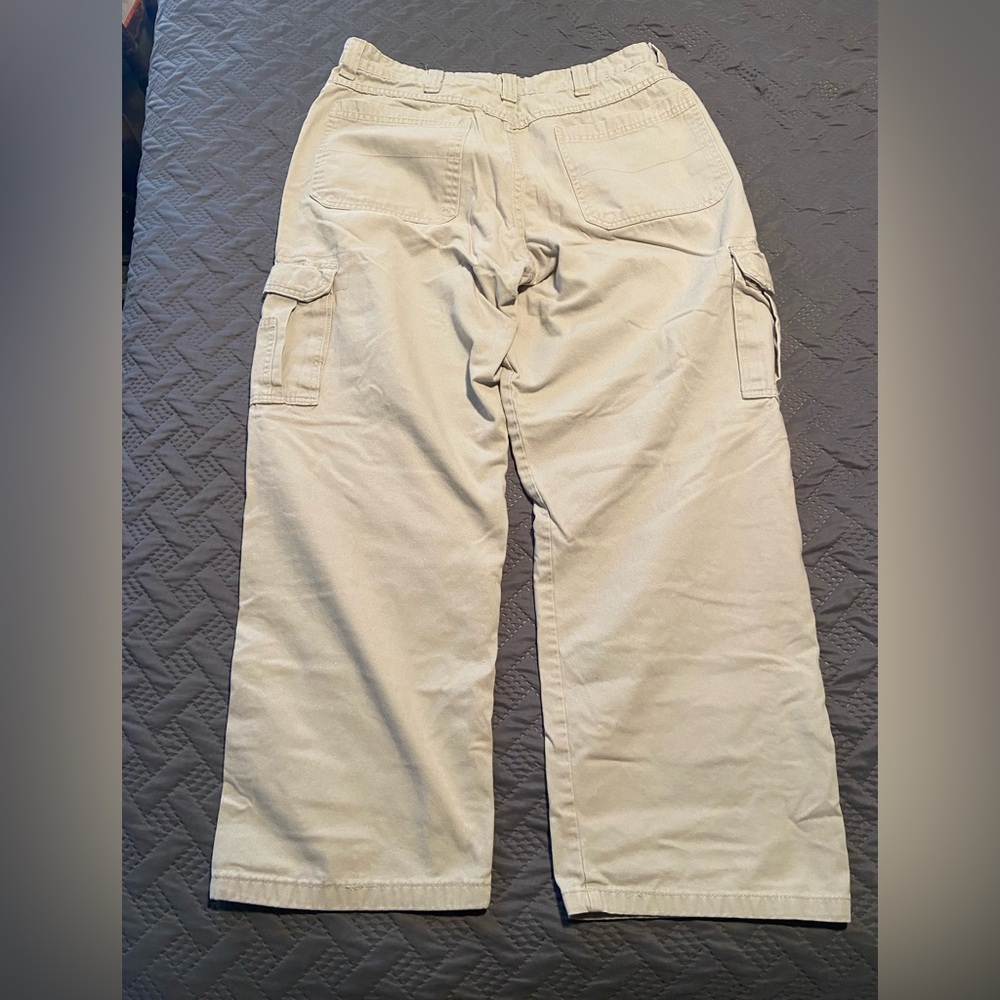 Wrangler Originals Cargo Khakis men’s size 35x28 - Picture 7 of 8
